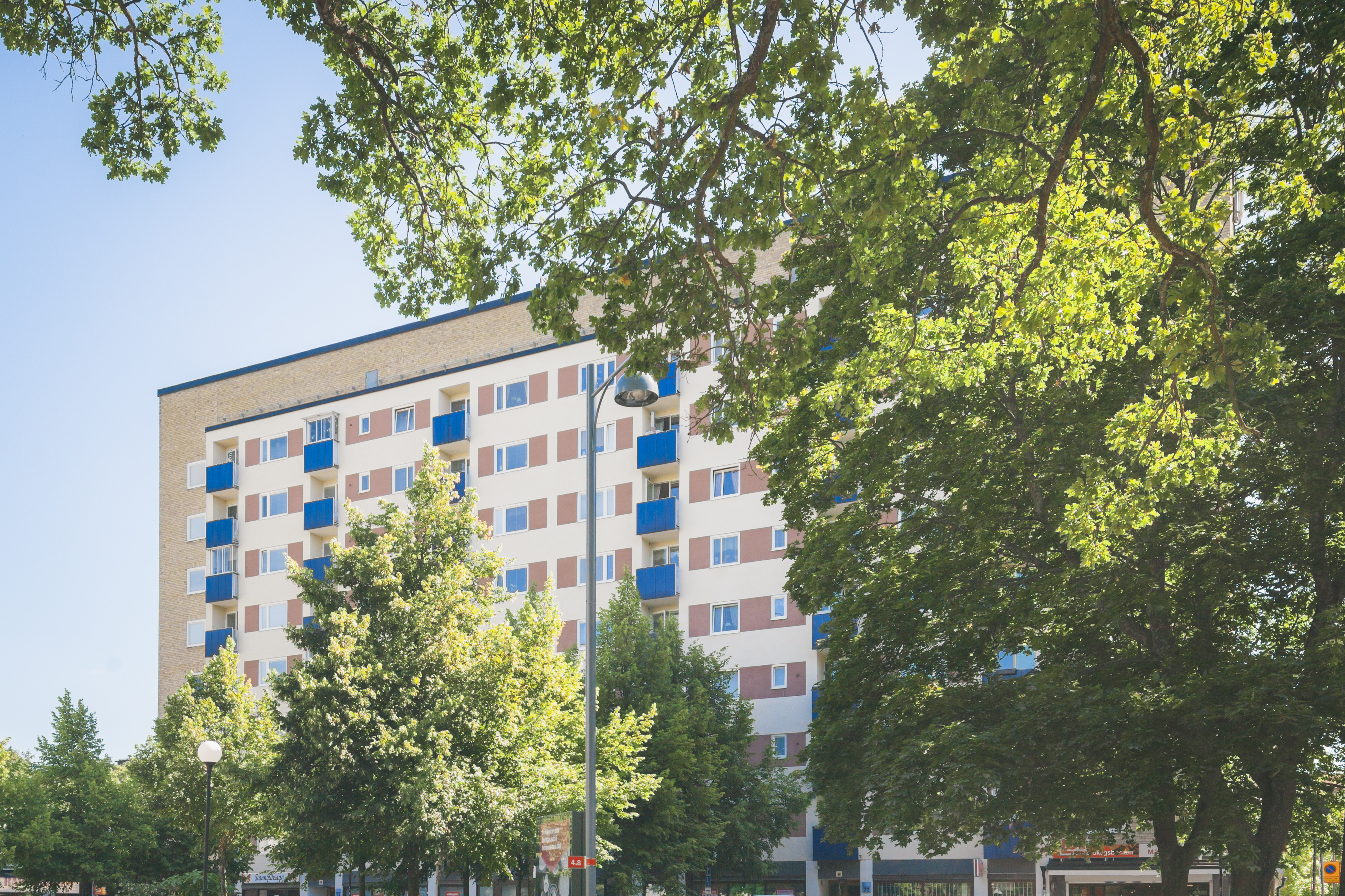 Bild 2 av 2 på objektet