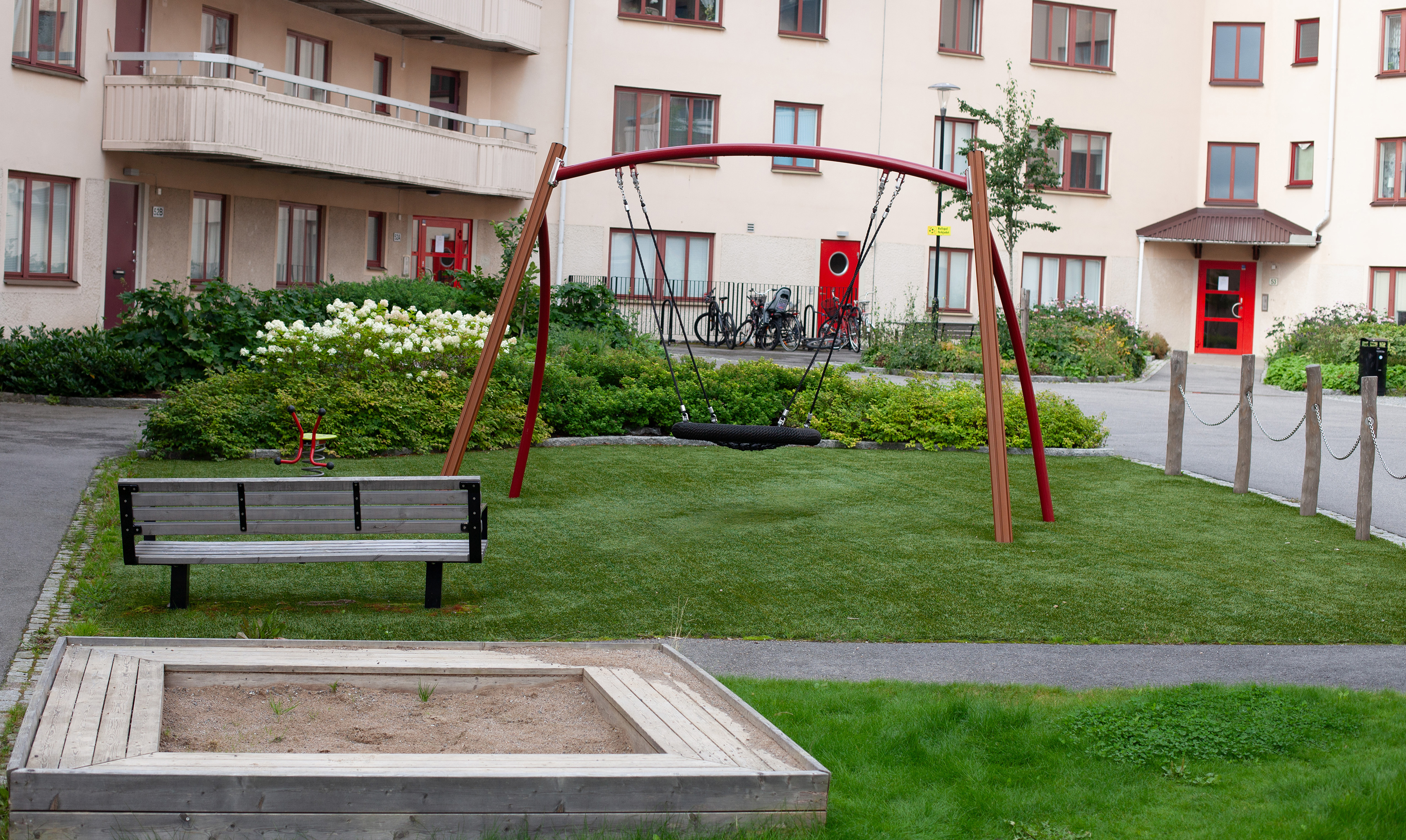 Bild 2 av 3 på objektet